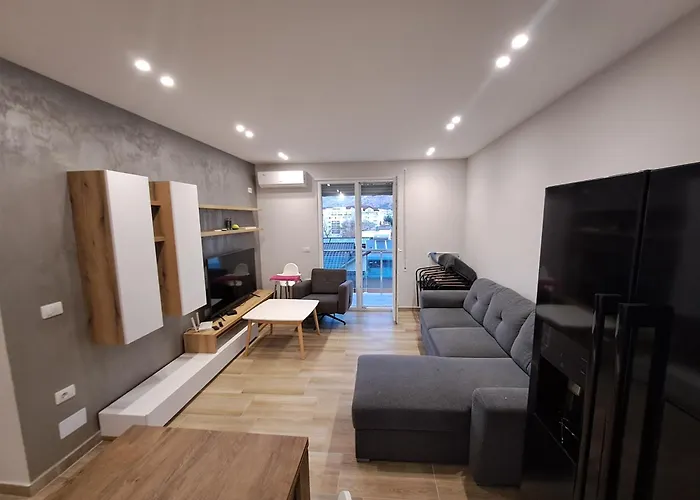 Gjoni\'S Apartment Kune Shengjin